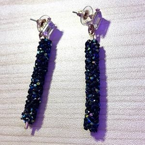 sparkly black drop earrings!